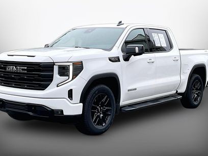 Used 2023 GMC Sierra 1500 Elevation w/ Elevation Premium Package