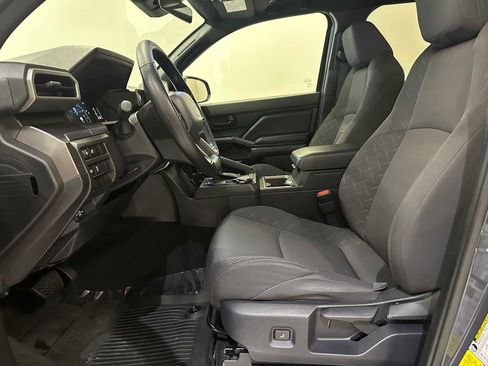 Certified 2025 Toyota Tacoma SR5 image 20