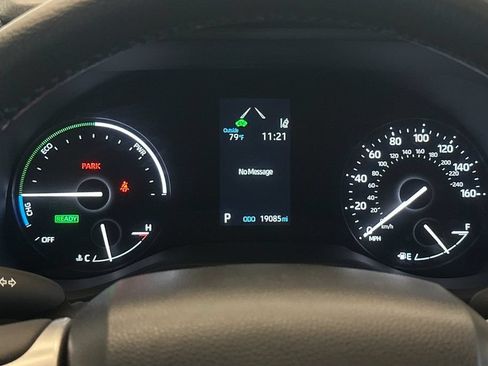 Used 2023 Toyota Sienna XLE w/ XLE Plus Package FWD image 27