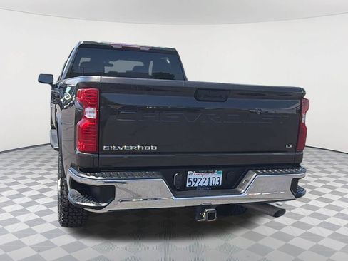 Used 2021 Chevrolet Silverado 2500 LT AWD/4WD image 6