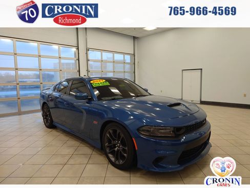 Used 2021 Dodge Charger Scat Pack image 1