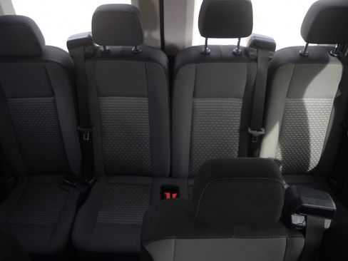 Used 2024 Ford Transit 350 XLT image 19