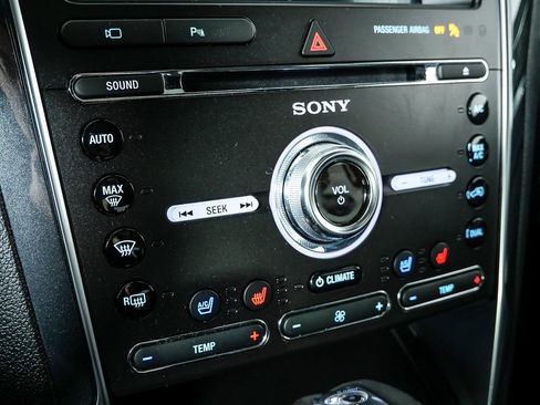 Used 2018 Ford Explorer Sport w/ Equipment Group 401A image 15