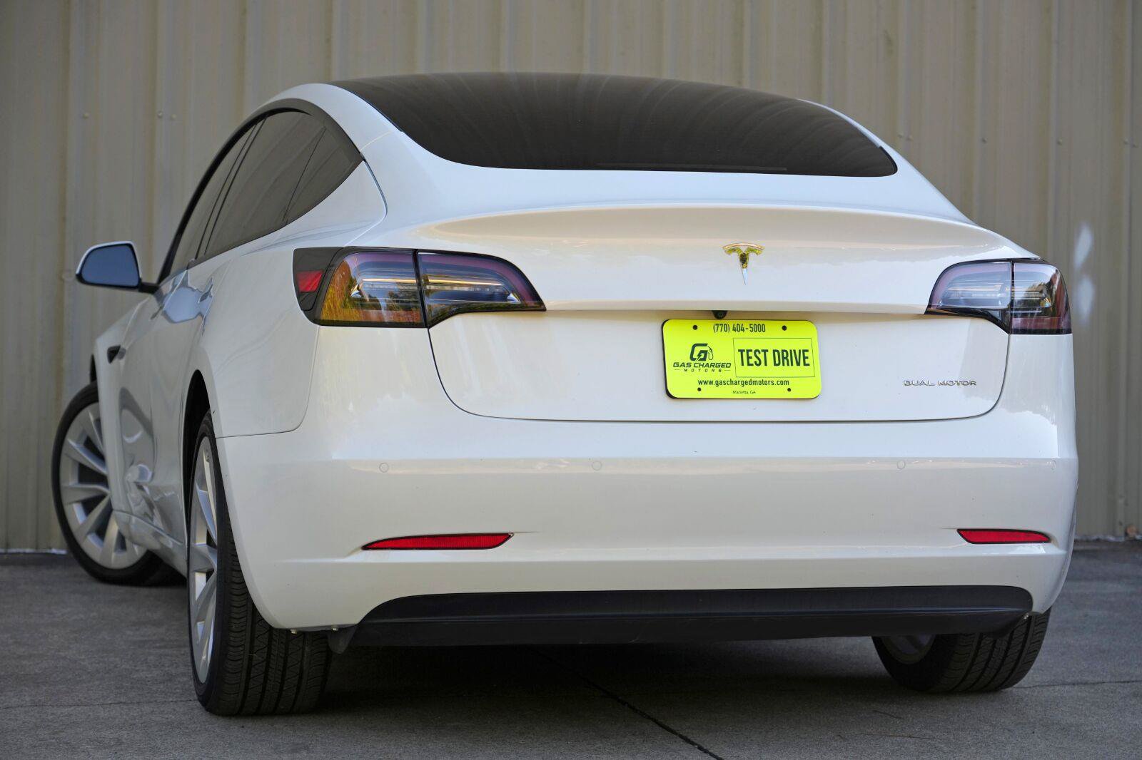 Used 2022 Tesla Model 3 Long Range AWD/4WD image 6