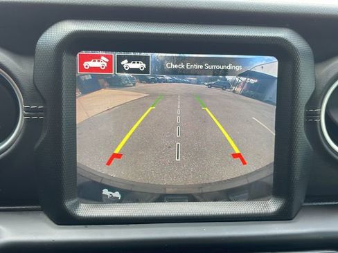 Used 2021 Jeep Wrangler Unlimited Sahara w/ Dual Top Group image 31