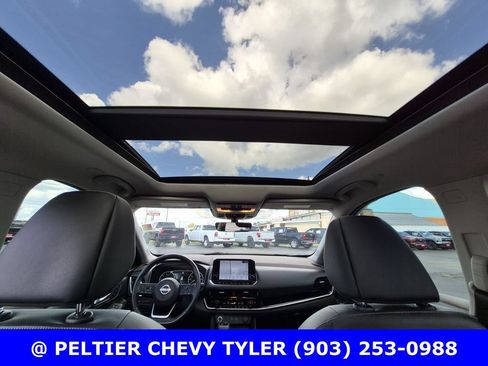 Used 2023 Nissan Rogue SL w/ SL Premium Package FWD image 39