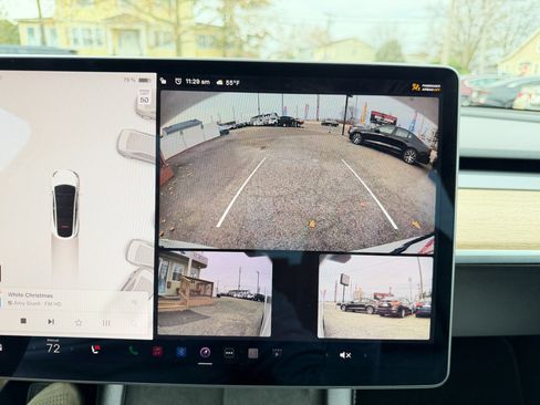 Used 2022 Tesla Model Y Long Range image 22