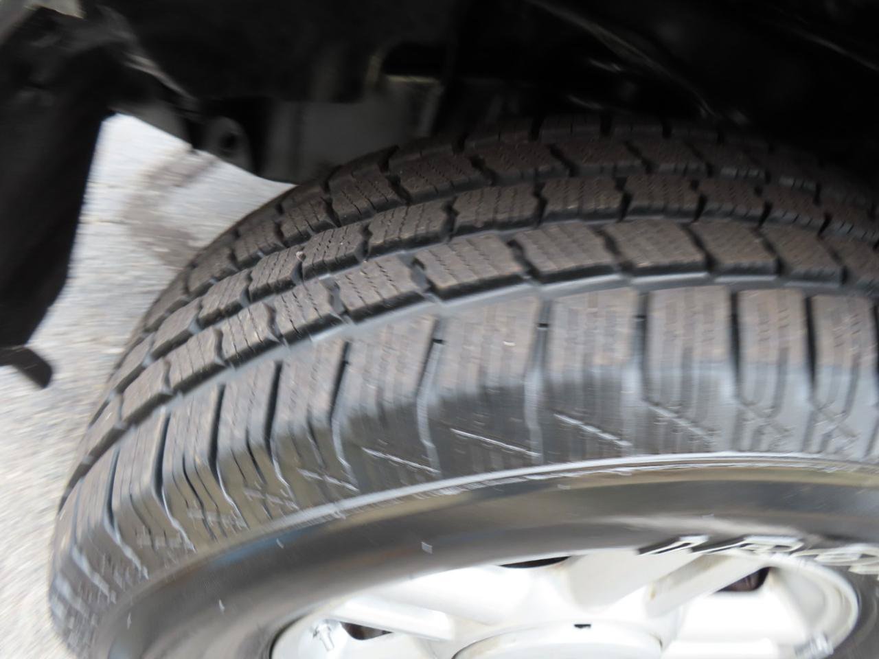 Used 2004 Ford Expedition XLT AWD/4WD image 14