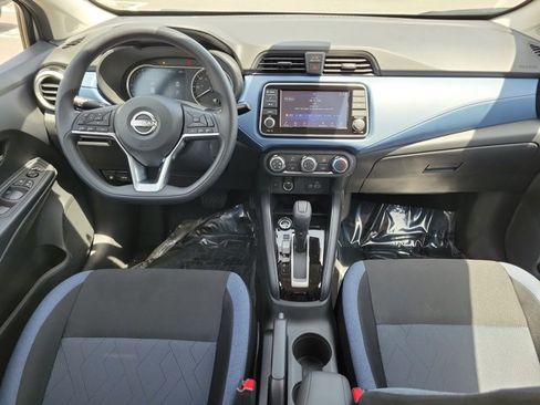 Used 2025 Nissan Versa SV w/ Trunk Package FWD image 12