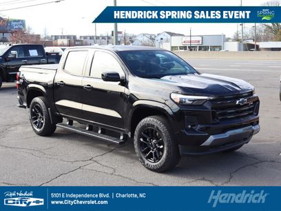 Certified 2025 Chevrolet Colorado Z71 w/ Midnight Edition