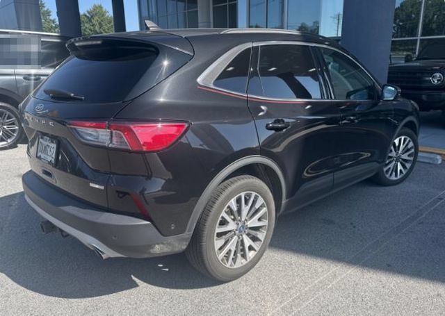 Used 2020 Ford Escape Titanium AWD/4WD image 3