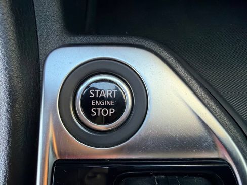 Used 2024 Nissan Sentra SV FWD image 19