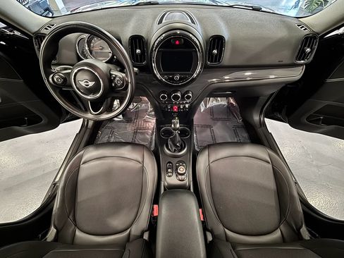 Used 2018 MINI Cooper Countryman FWD image 25