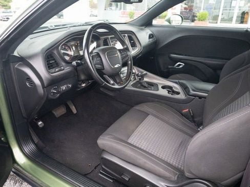 Used 2023 Dodge Challenger SXT image 13