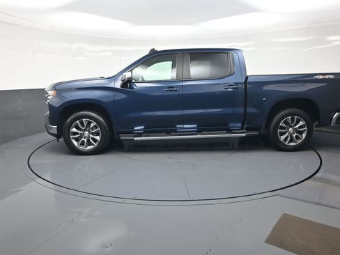 Used 2021 Chevrolet Silverado 1500 LT AWD/4WD image 6