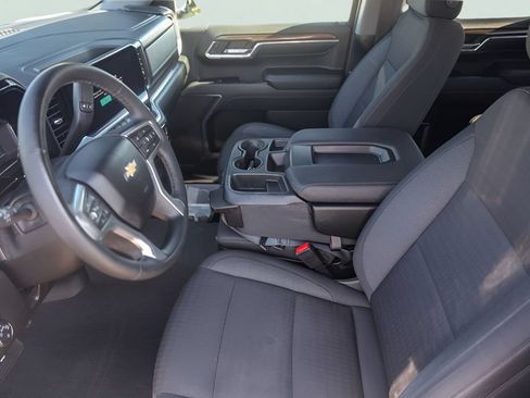 Used 2024 Chevrolet Silverado 1500 LT AWD/4WD image 12