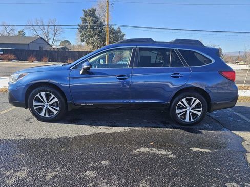 Used 2019 Subaru Outback 2.5i Limited image 2