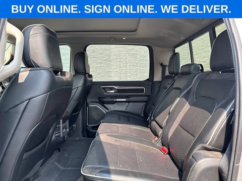 Used 2022 RAM 1500 Laramie w/ Laramie Southwest Edition AWD/4WD image 11