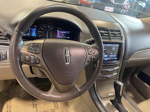 Used 2013 Lincoln MKX AWD image 21