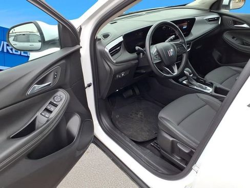 Used 2024 Buick Encore GX Preferred FWD image 10