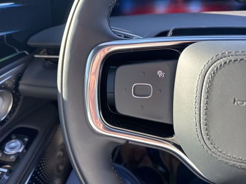 New 2025 Lincoln Nautilus Reserve image 11