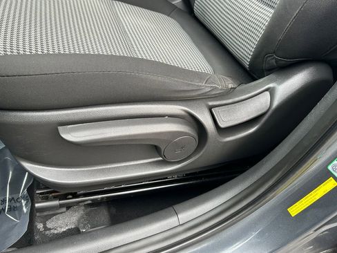 Used 2019 Hyundai Kona SEL image 15