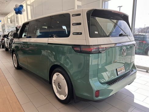 New 2025 Volkswagen ID. Buzz 1st Edition image 4