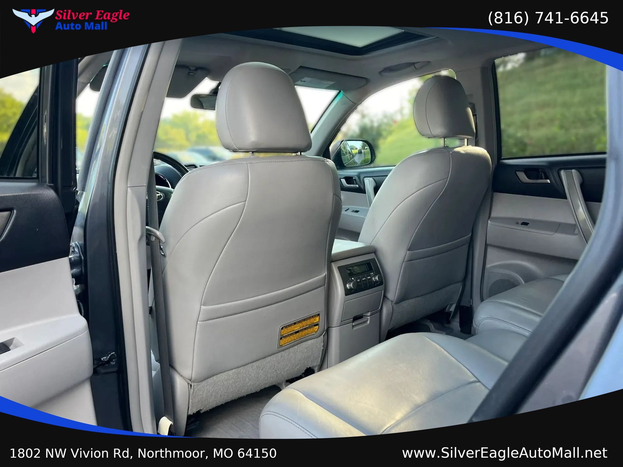 Used 2010 Toyota Highlander SE AWD/4WD image 11