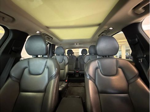 Used 2021 Volvo XC90 T8 Inscription Expression w/ Protection Package Premier AWD/4WD image 17