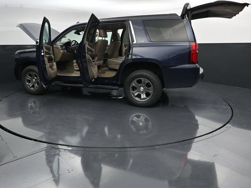 Used 2018 Chevrolet Tahoe LT w/ Luxury Package AWD/4WD image 28