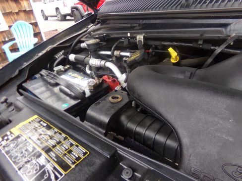 Used 2011 Ford E-350 and Econoline 350 Extended Super Duty w/ Commercial Cargo Van Pkg image 37