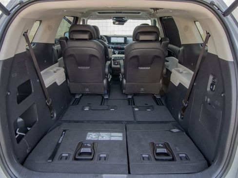 Used 2024 Kia Carnival SX Prestige image 51