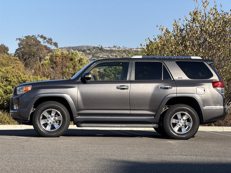 Used 2012 Toyota 4Runner SR5 w/ Convenience Pkg AWD/4WD image 3