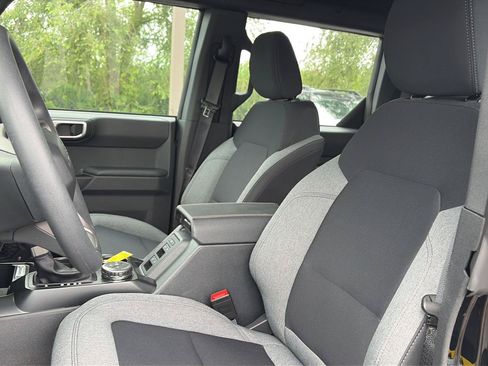 New 2025 Ford Bronco 4-Door AWD/4WD image 4