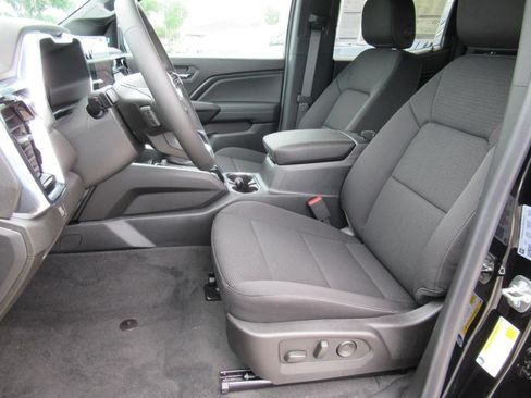 New 2026 GMC Canyon Elevation w/ Convenience Package RWD image 18