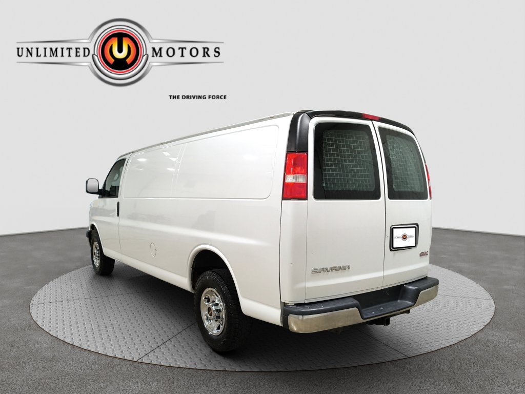 Used 2020 GMC Savana 3500 Extended w/ Driver Convenience Package RWD image 4
