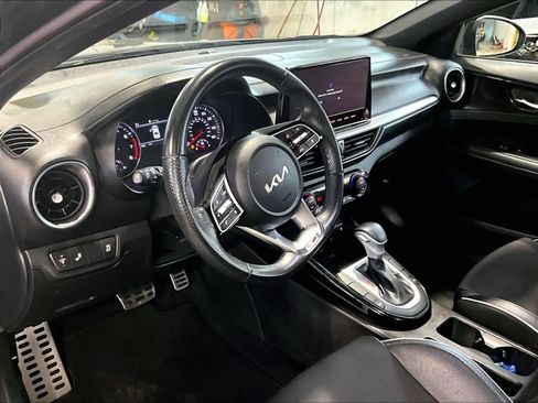 Used 2023 Kia Forte GT-Line w/ GT-Line Premium Package image 8