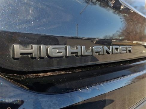 Used 2022 Toyota Highlander XSE image 33