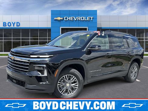 New 2026 Chevrolet Traverse LT FWD image 1