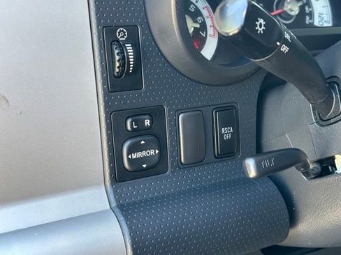 Used 2013 Toyota FJ Cruiser 4WD w/ Convenience Pkg image 15