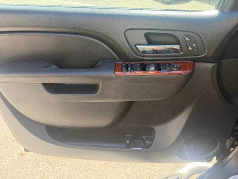 Used 2010 Chevrolet Silverado 3500 LTZ w/ LTZ Plus Package image 20