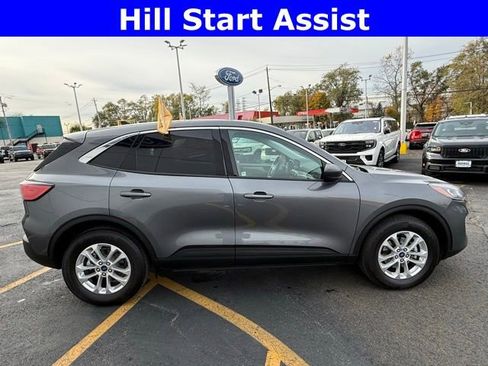 Certified 2022 Ford Escape SE w/ Convenience Package image 9