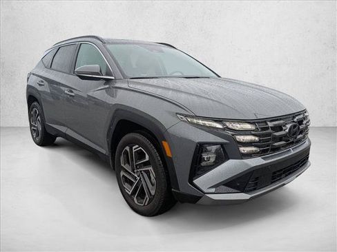 Used 2026 Hyundai Tucson Limited AWD/4WD image 3