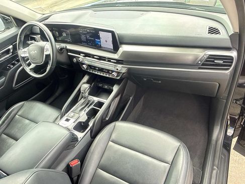 Used 2024 Kia Telluride LX FWD image 18