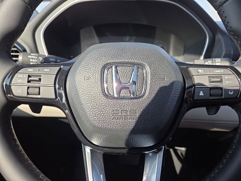 New 2026 Honda Pilot Touring image 13