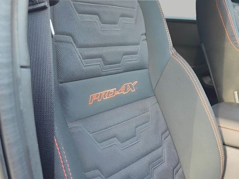 Used 2024 Nissan Frontier PRO-4X w/ Technology Package image 11