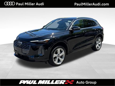 New 2026 Audi Q5 Premium Plus AWD/4WD image 1