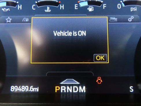 Used 2022 Ford F250 Lariat w/ Black Appearance Pkg AWD/4WD image 15