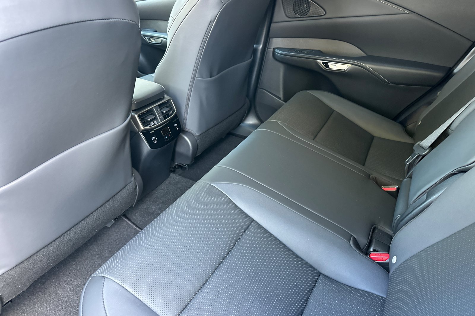 New 2026 Lexus RX 350 Premium w/ Accessory Package (Z1) FWD image 9