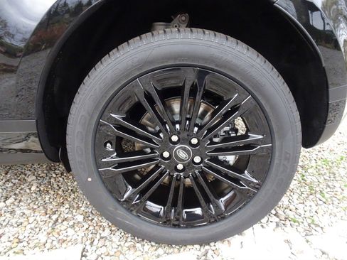 New 2025 Land Rover Range Rover Evoque S image 24